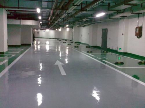 雨季高溫環氧地坪施工時的影響?